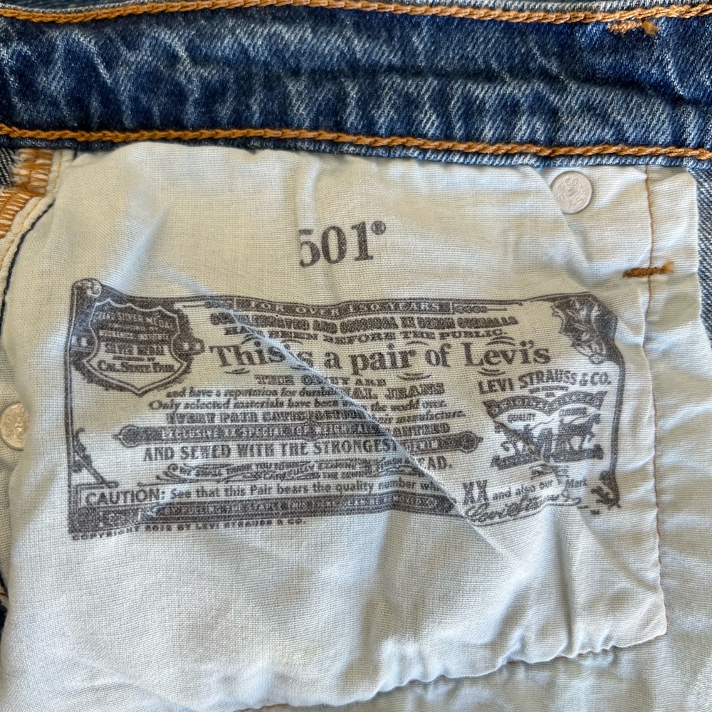 Levi’s Original Fit 501 Erin Medium Wash Women's Jeans W28 L30 - Picture 6 of 8